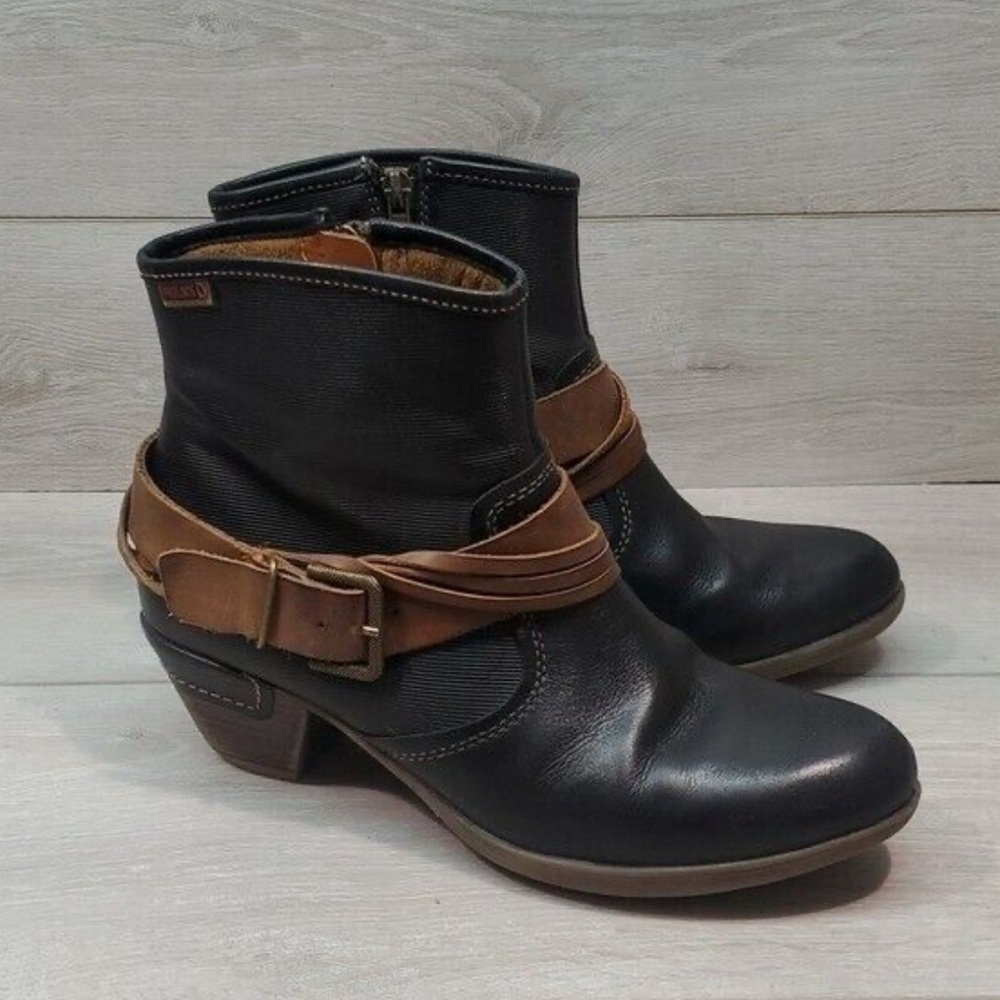 Pikolinos boot size 37